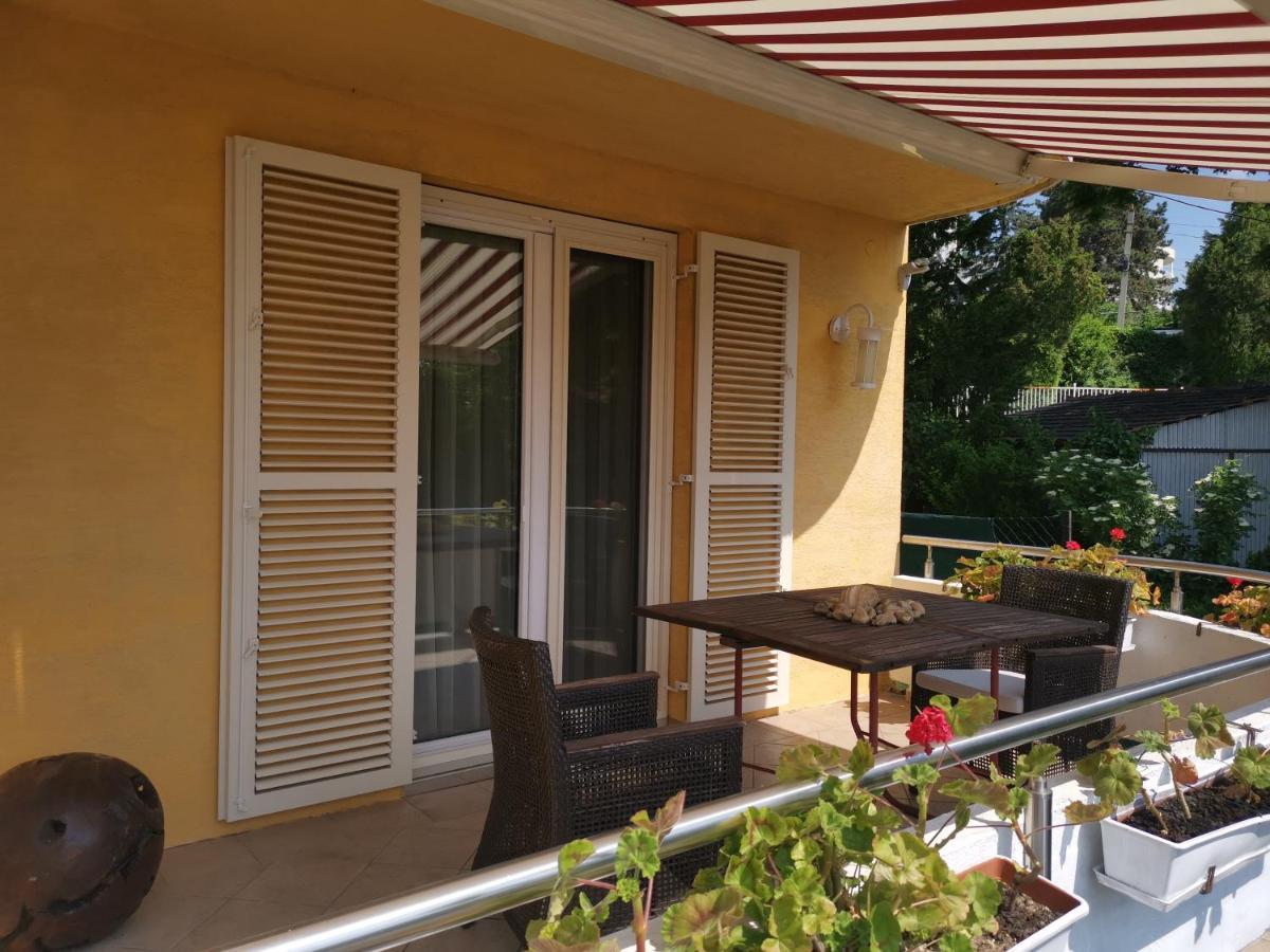 Bellevue Apartment With Ac & Heating & Terrace Budapest Bagian luar foto